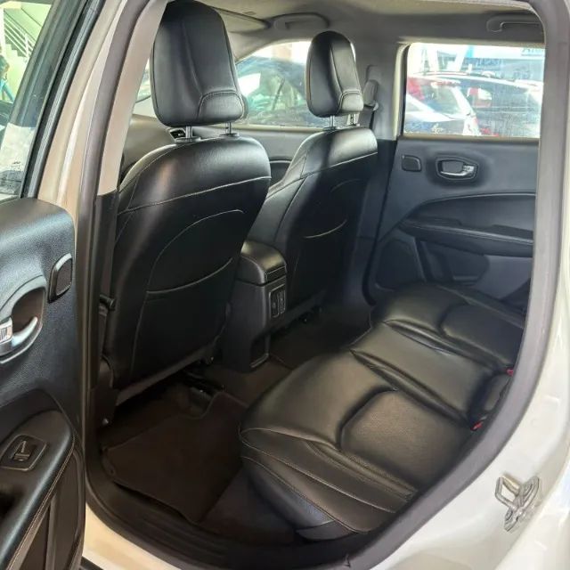 Jeep Compass Longitude 2.0 4X2 Flex 16V Aut. 2017 - Foto 3