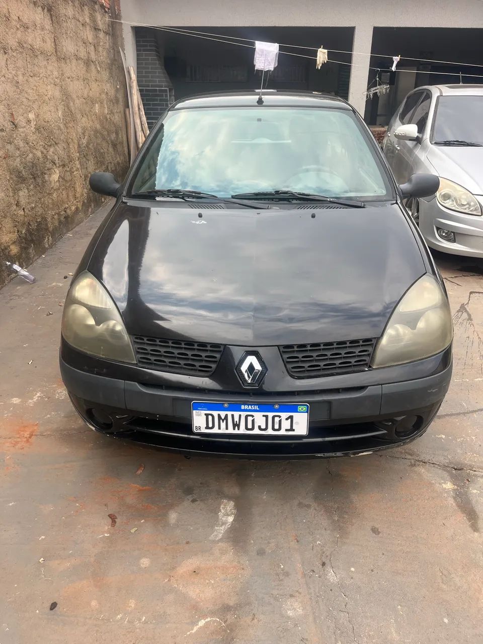 Renault Clio Expression 1.0/1.0 Hi-power 16V 3P 2004