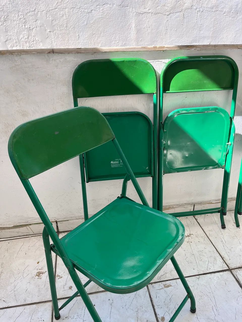 Vendo 20 cadeiras dobráveis em ótimo estado  - Foto 2