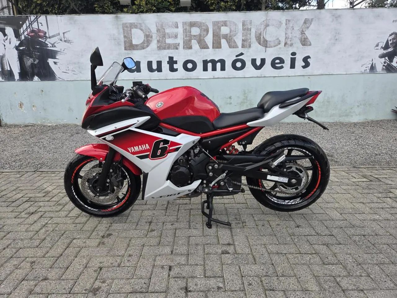 XJ6 F - Foto 3