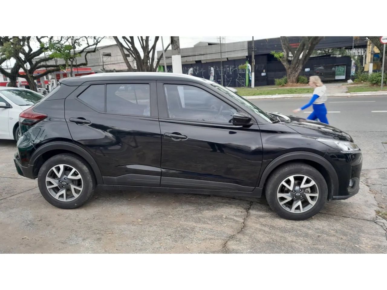 Nissan Kicks Sense 1.6 16V Flex Aut., foto 3 de 17