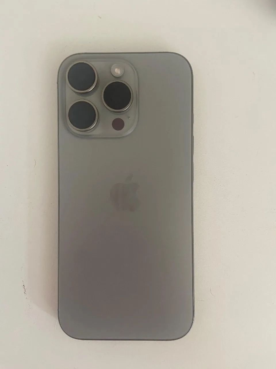 iPhone 16 Pro Cinza - Foto 2