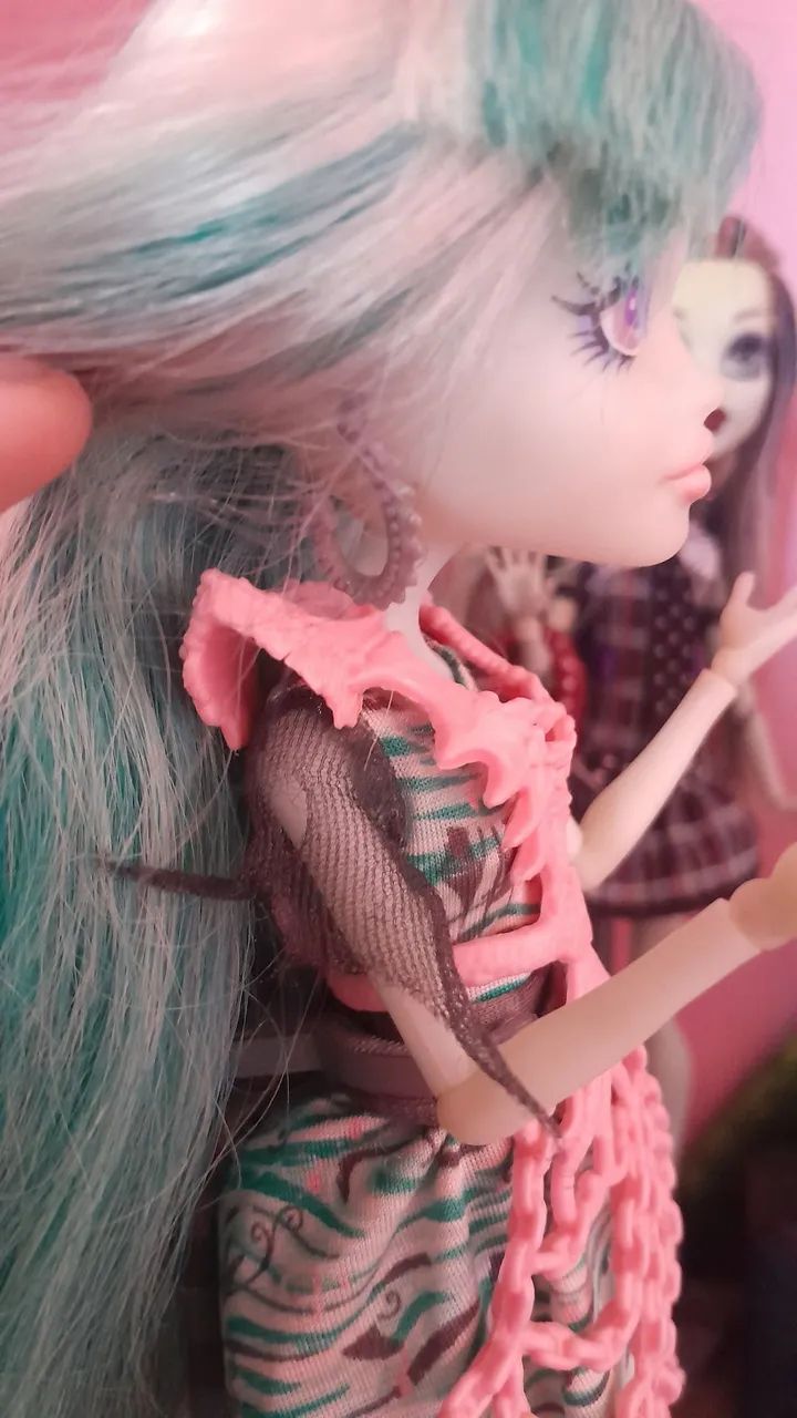 Boneca Monster High Vandala Incompleta - Foto 2