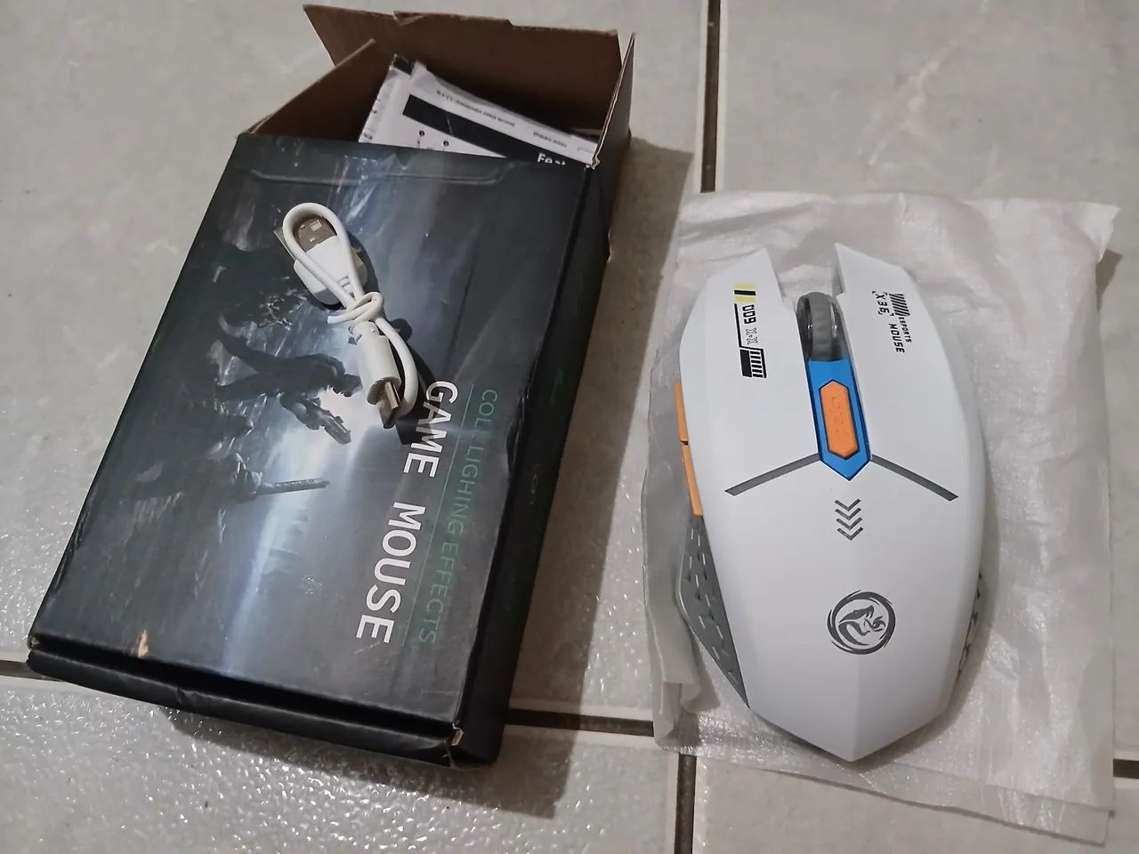 Vendo esse  mouse gamer 