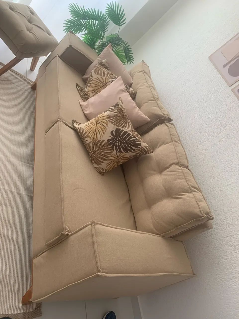 Sofá 1 mês de comprado , SEM USO acompanha duas poltronas  - Foto 5