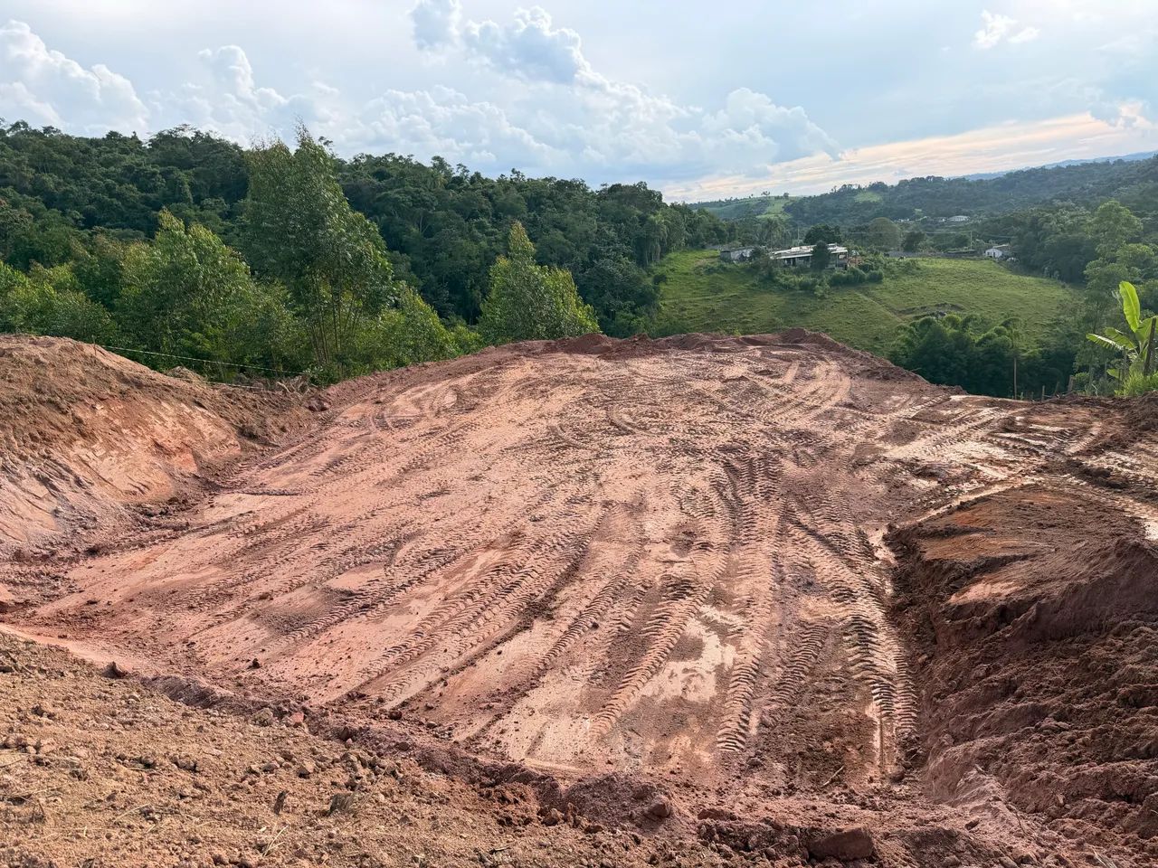 Lindo terreno para para sítio ou chácara  - Foto 4