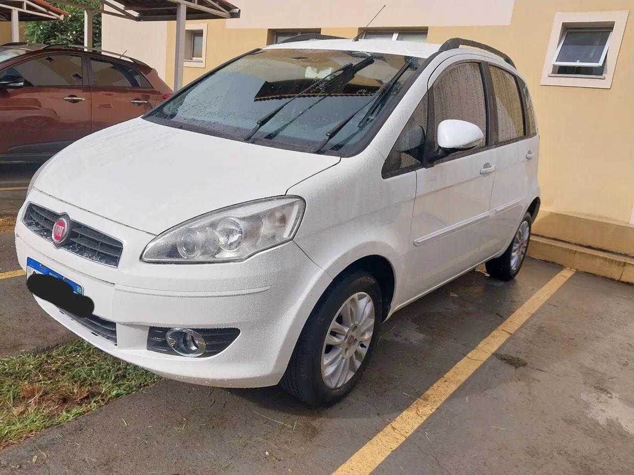Fiat Idea Attractive 1.4 Fire Flex 8V 5P 2013 - Foto 3