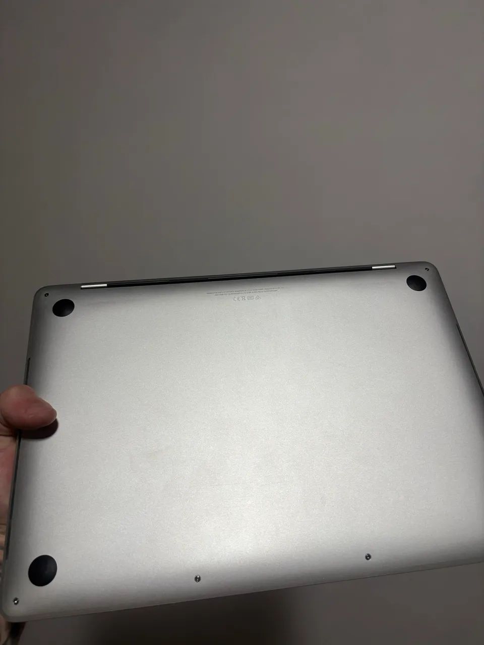 MacBook Pro I7 2019 - Touch Bar - Foto 3