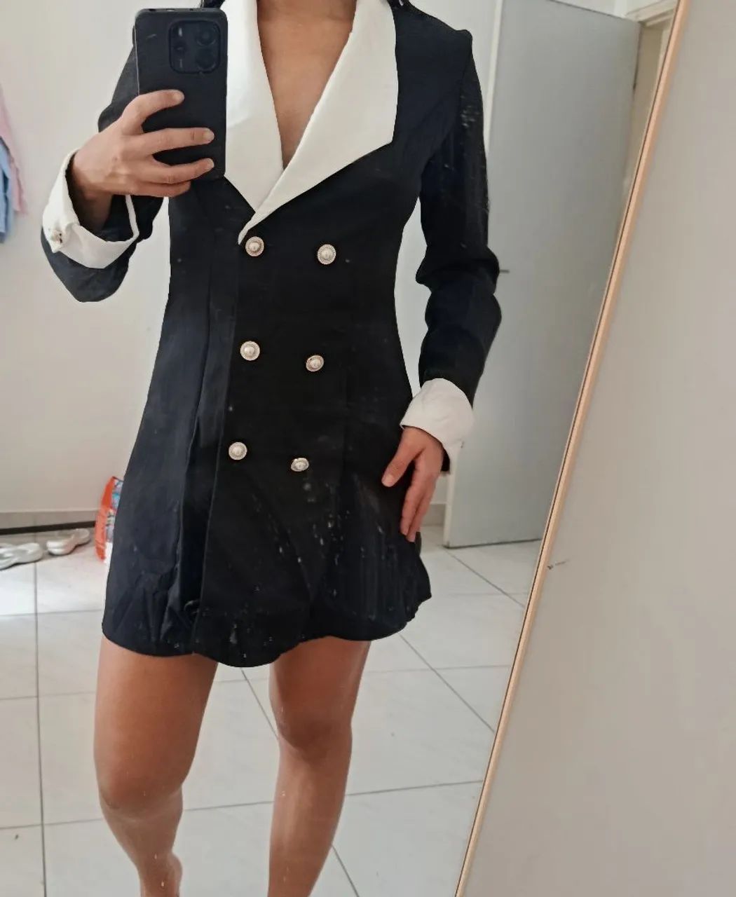 Vestido em forma de blazer.  - Foto 3