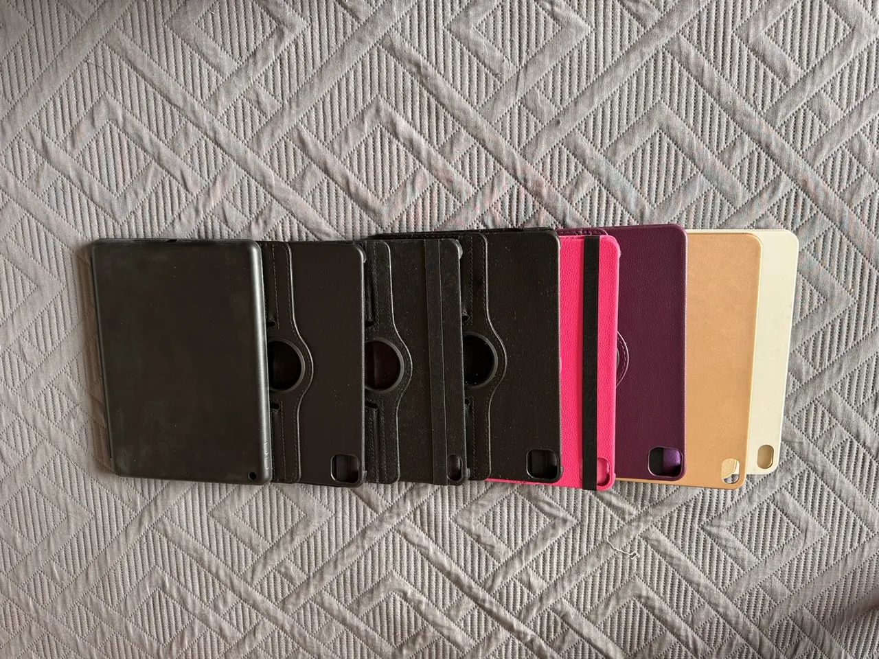 Lote de cases para ipad  - Foto 2