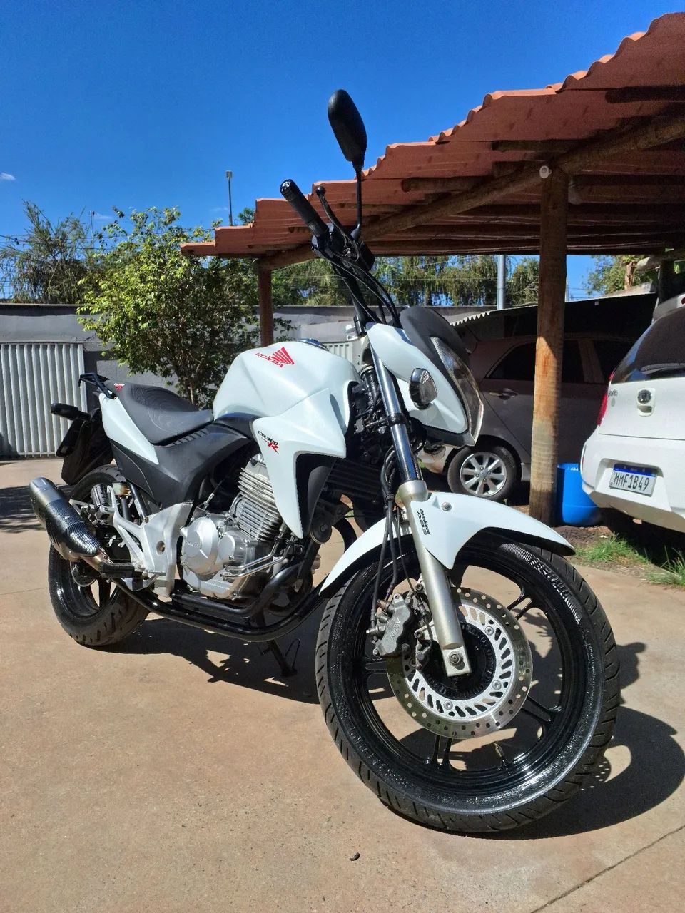 CB 300R ABS - Foto 2