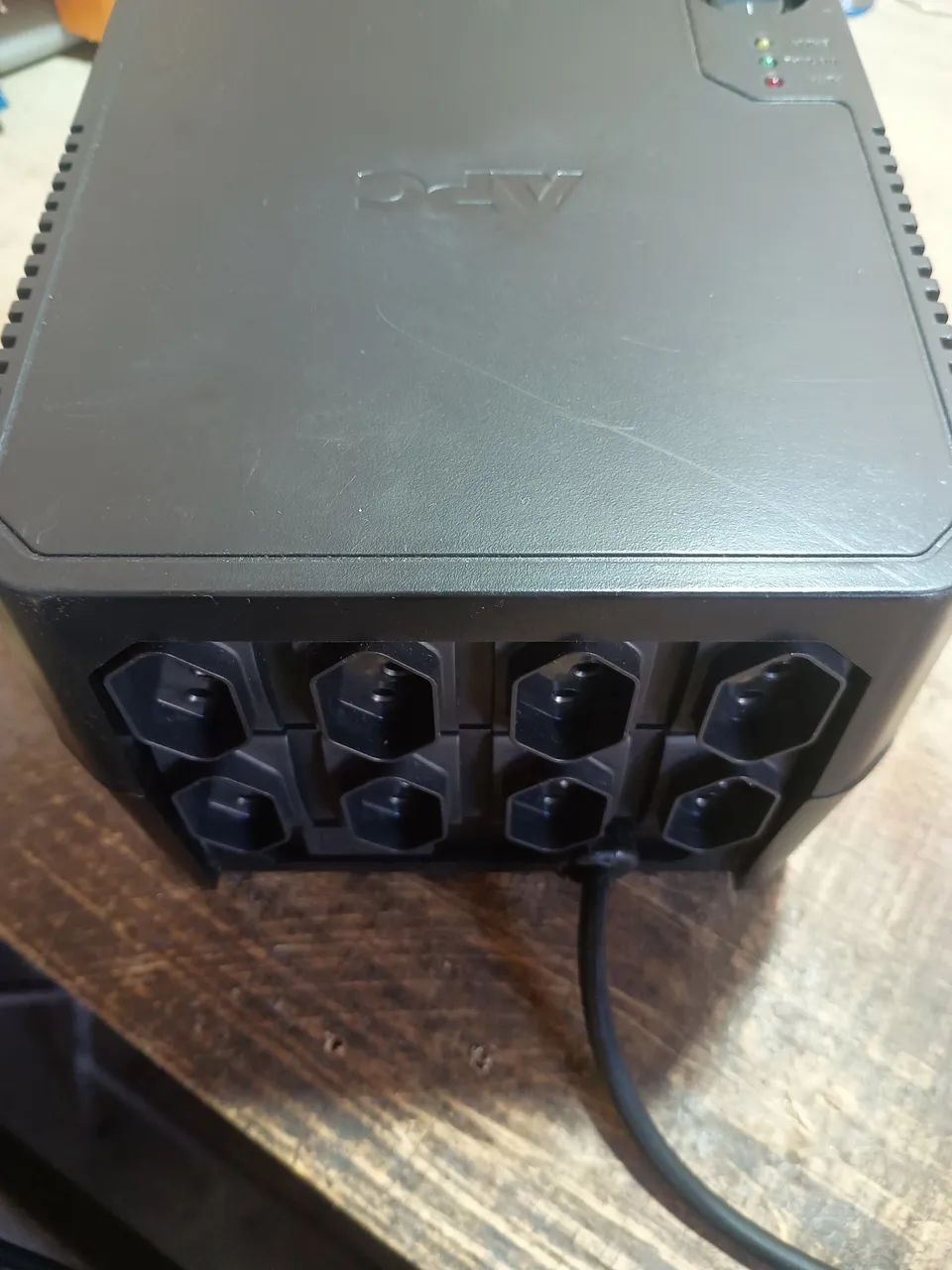 Estabilizador APC 1000vac - Foto 2