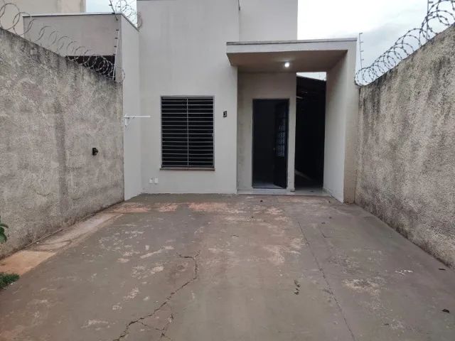Casa com edícula no bairro São Jorge da Lagoa - Foto 2