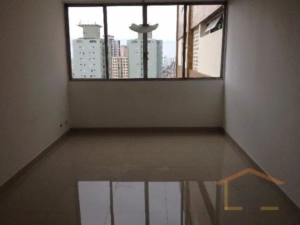 Apartamento 2 dormitórios, 1 vaga. 76m². Santana