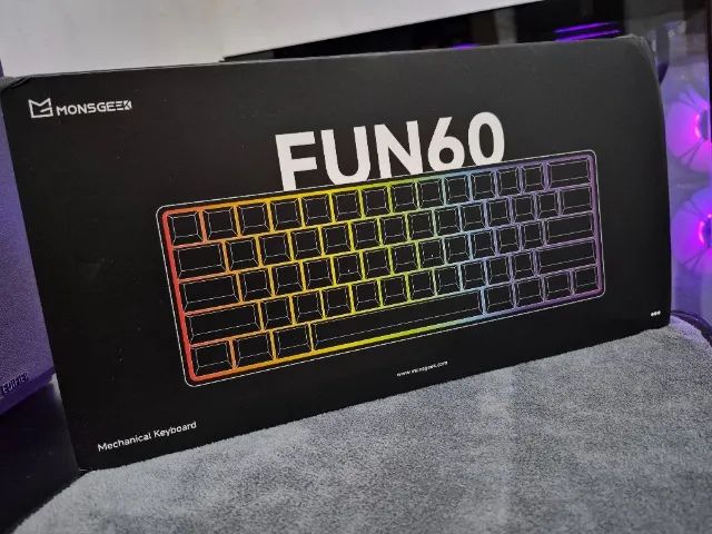 Teclado Magnético MonsGeek Fun60 Pro Hall Effect 8K