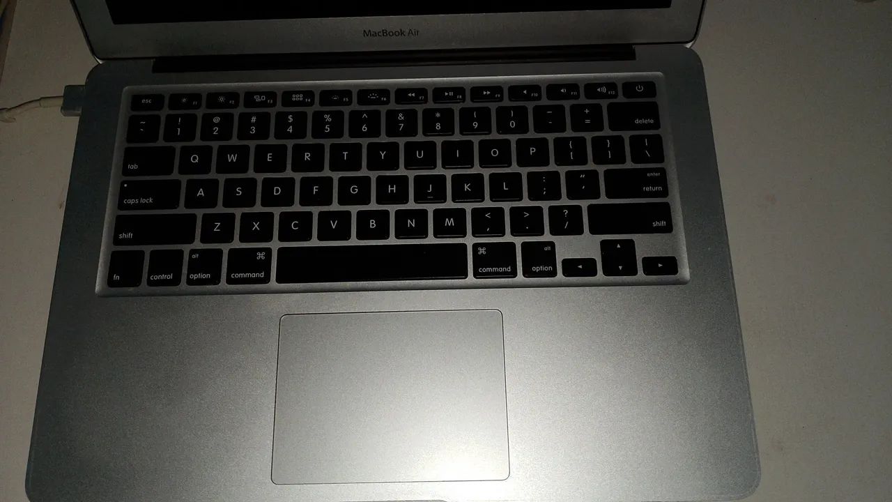 MacBook Air a1466 2015 - Foto 5