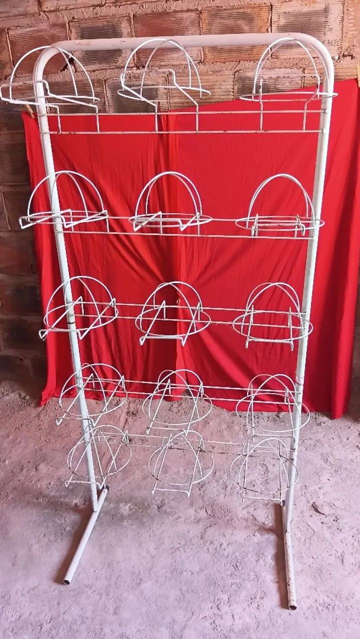 Expositor bonés 