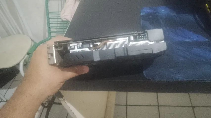 placa de video rx580 8 gigas - Foto 4