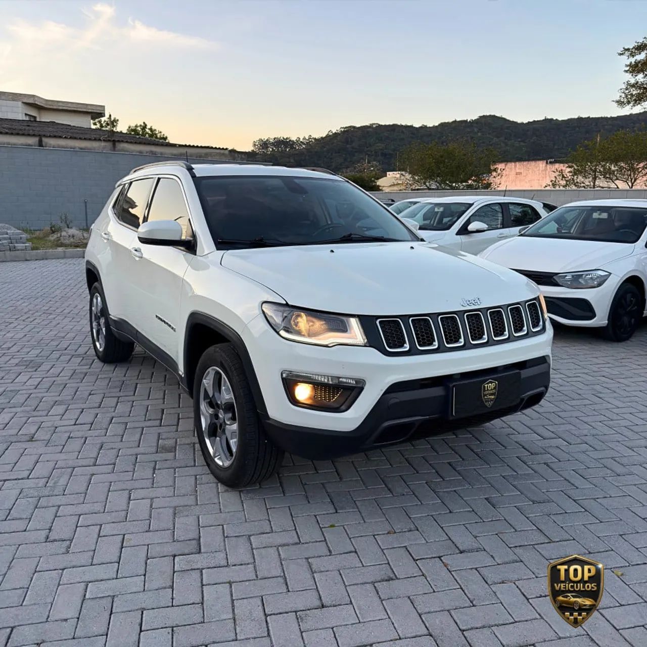 Jeep Compass Longitude 2.0 4X4 Dies. 16V Aut. 2017 - Foto 3