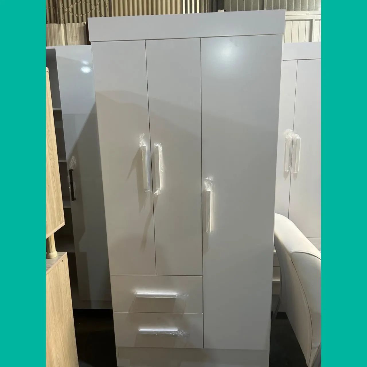 Guarda roupa de solteiro - pronta entrega 