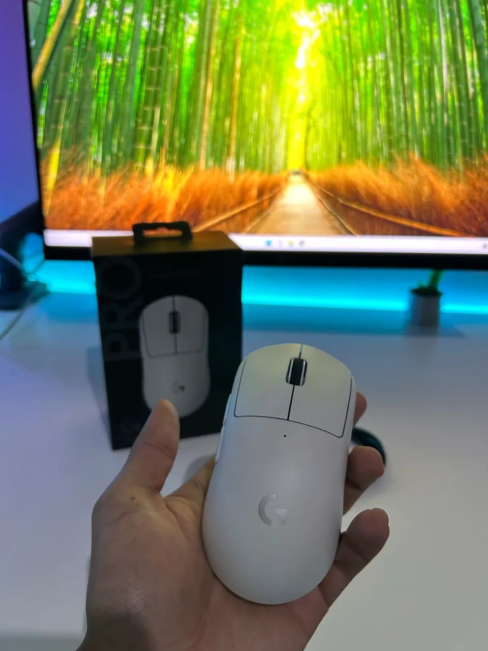 Mouse Logitech G PRO X SUPERLIGHT 2 Sem fio 0 Delay - Foto 4
