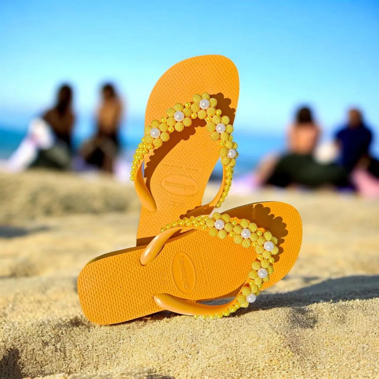 Chinelo Havaianas Top Original Bordado com Pérolas  - Foto 4