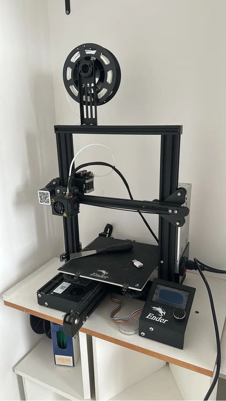 Impressora 3D Creality Ender 3 - Ótimo estado