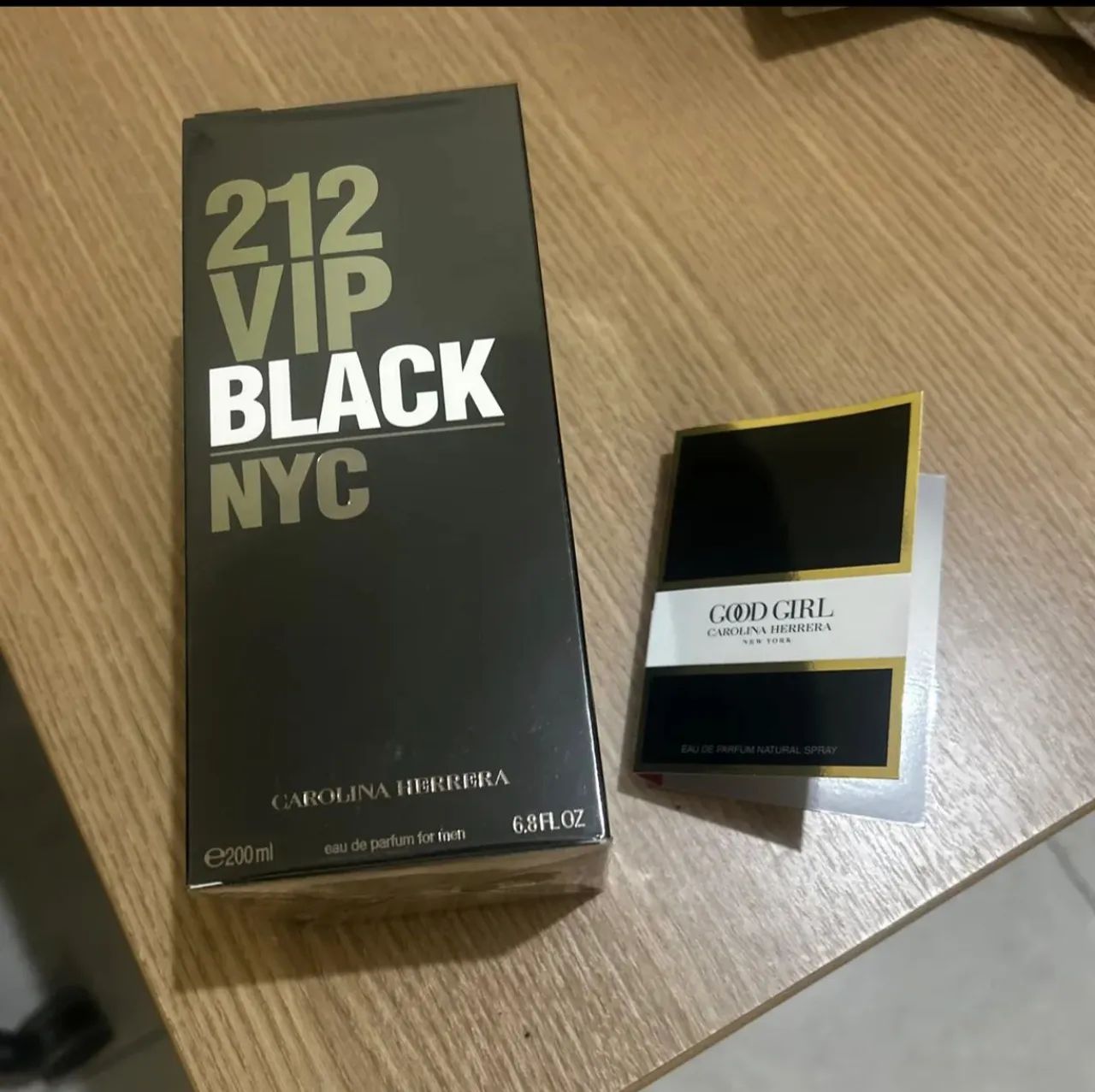 PERFUME 212 VIP BLACK 100 ML EAU DE PARFUM 