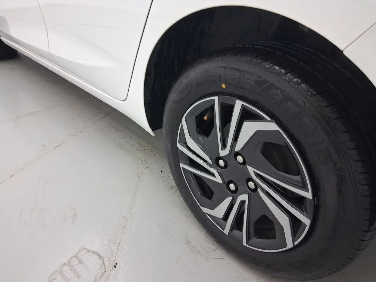 Chevrolet Onix Hatch LT 1.0 12V Flex Mec. 4P, foto 12 de 18