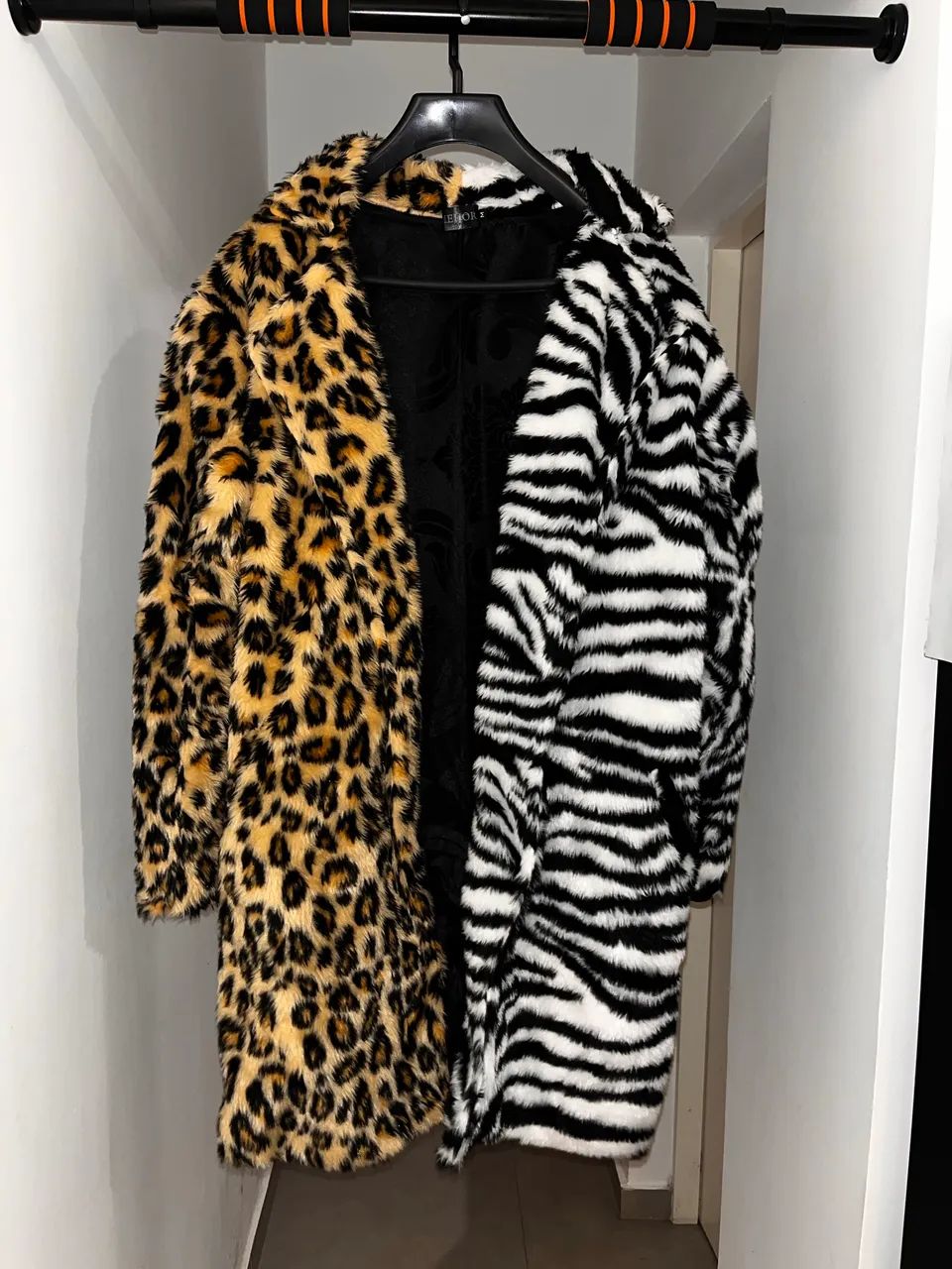 OFERTA! Casaco Subretudo Pelo Double Zebra Onça Guepardo M - Foto 3