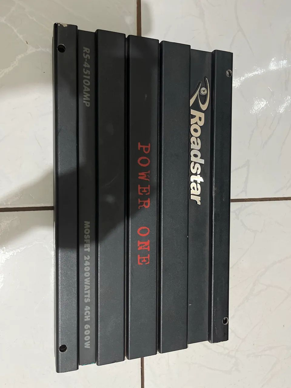 Power One Roadstar 2400