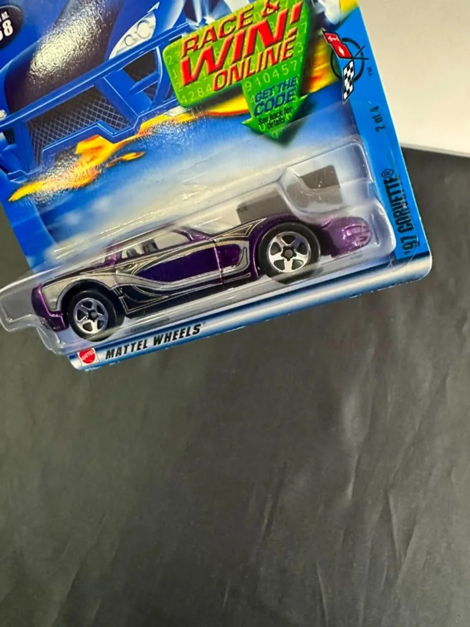 Hot Wheels Mainline 97 Corvette 68 - Foto 3