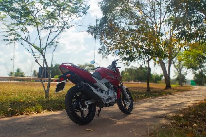 YAMAHA FAZER 250 (2011)  - Foto 2