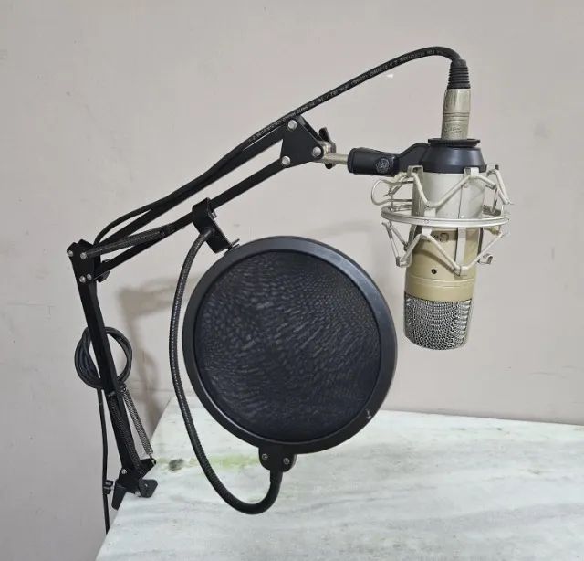 MICROFONE BEHRINGER C-1 + KIT COMPLETO | CABO XLR + PEDESTAL ARTICULADO + POP FILTER