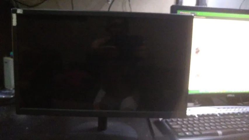 Monitor 20 p  hdmi vga 1600 x 1000 - Foto 4
