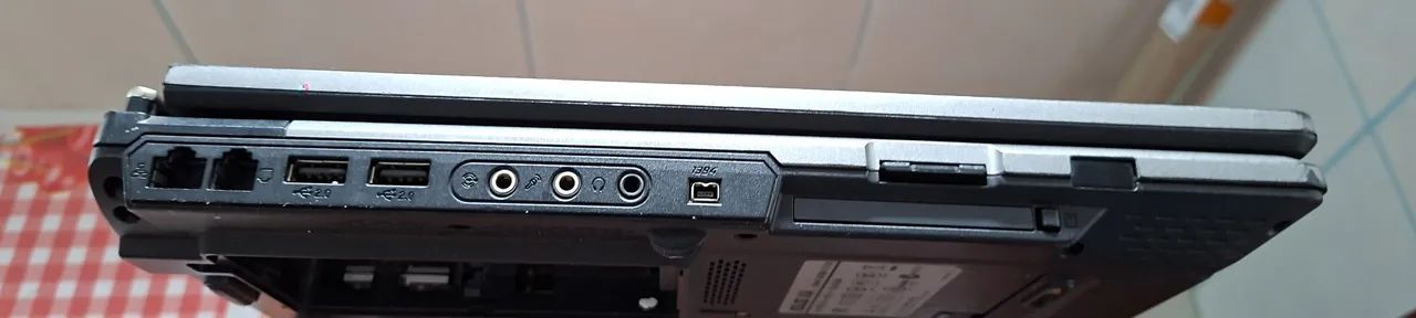 NOTEBOOK ASUS A3A - Foto 3