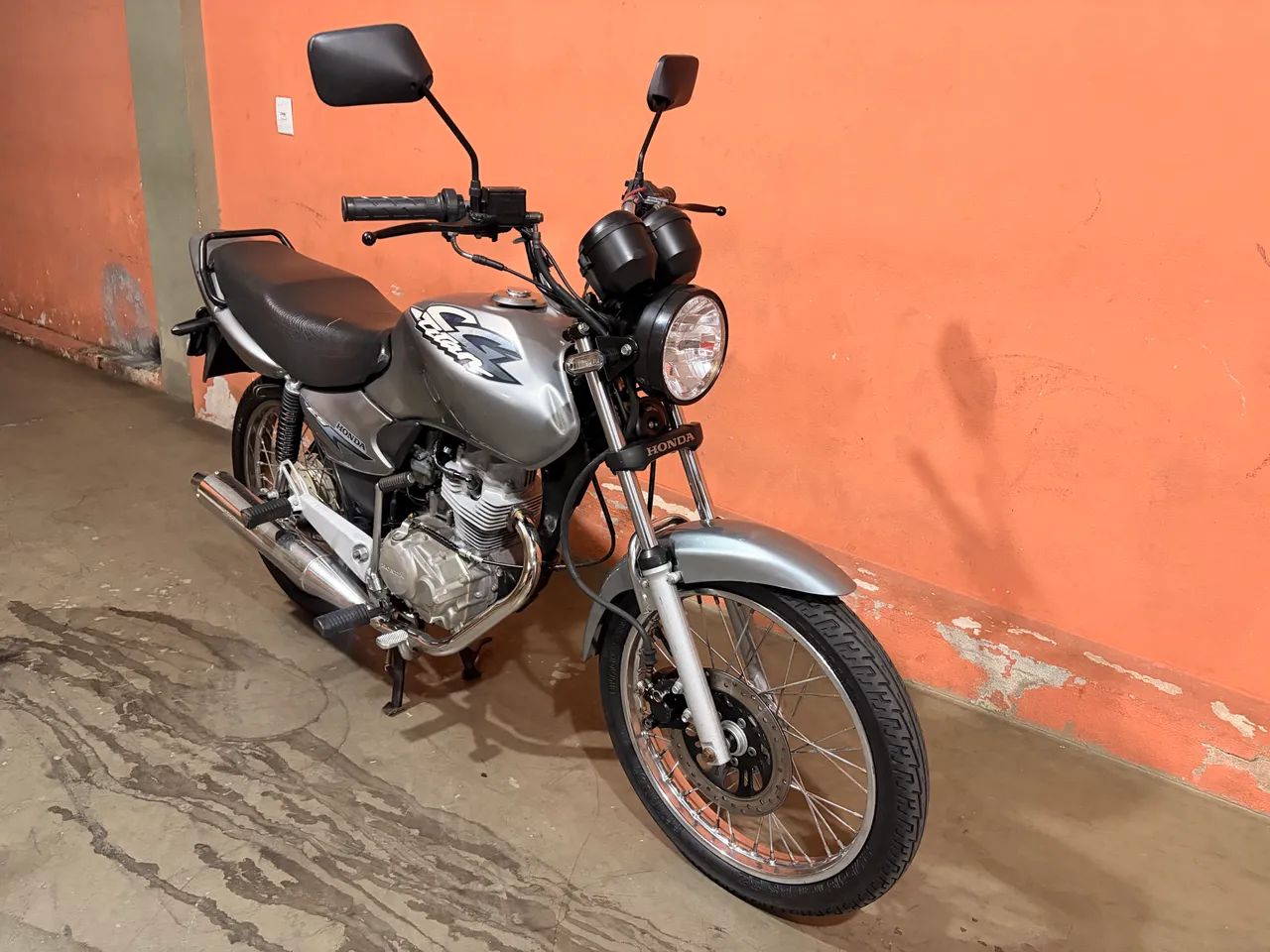 Titan 125 2002 completa  - Foto 2