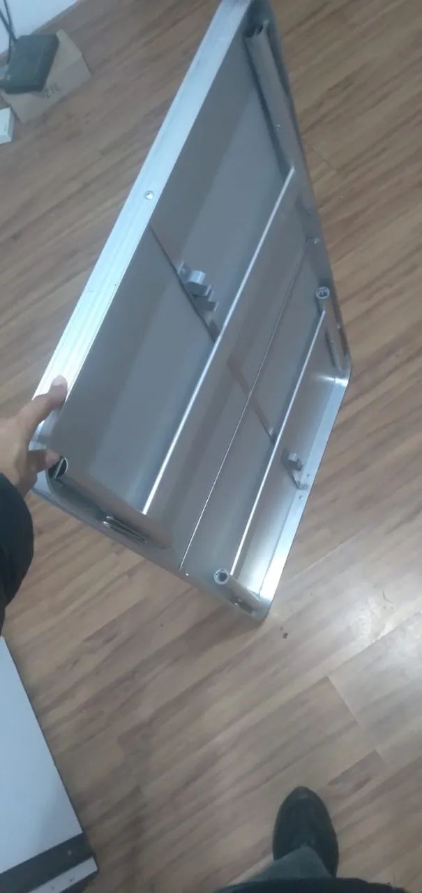 Mesa Compacta Desmontavel - Foto 2