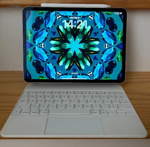 Apple iPad Pro De 11 Wi-fi 128gb Prata 3a Gen + Acessórios