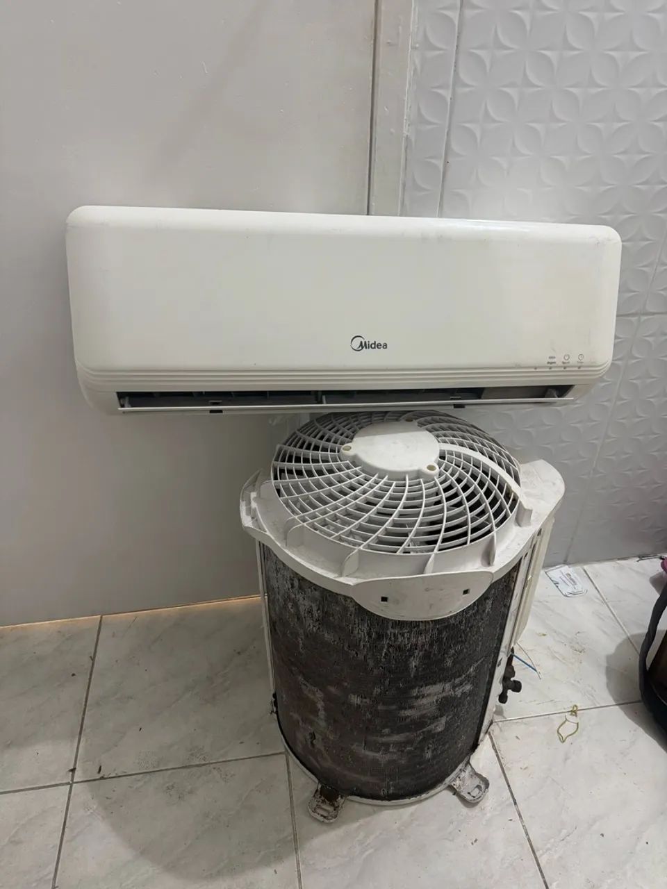 AR-CONDICIONADO MIDEA 9.000 BTUs 