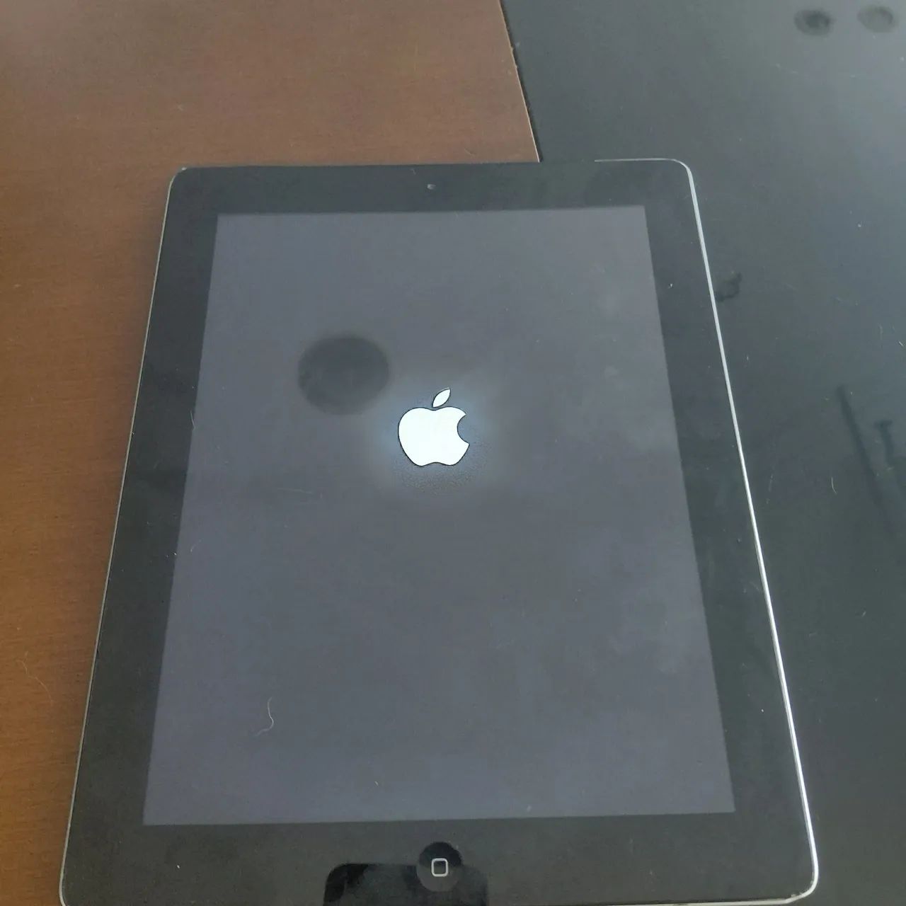 Ipad segunda geração perfeito estado - Foto 3