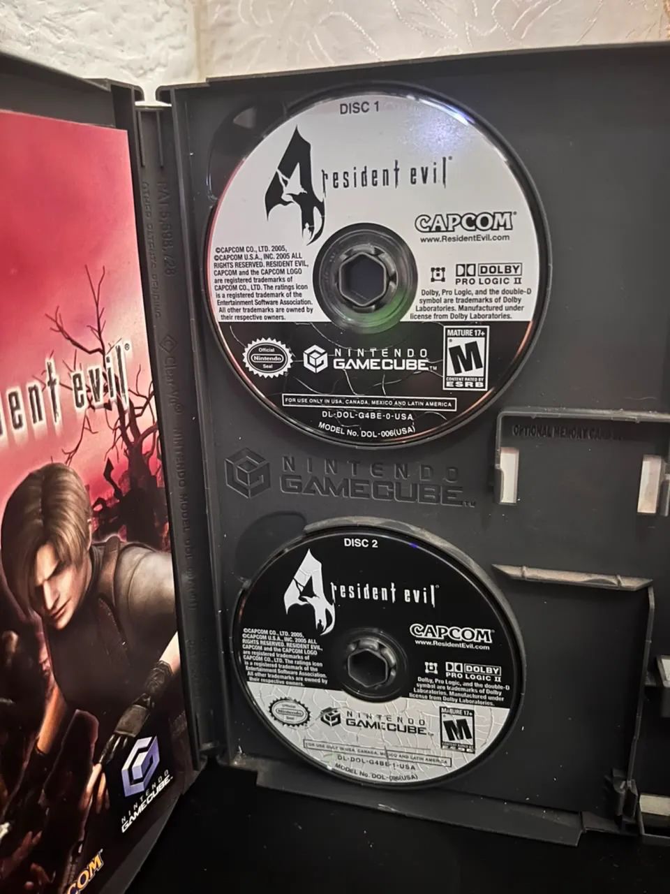 Resident Evil 4 GameCube - Foto 4