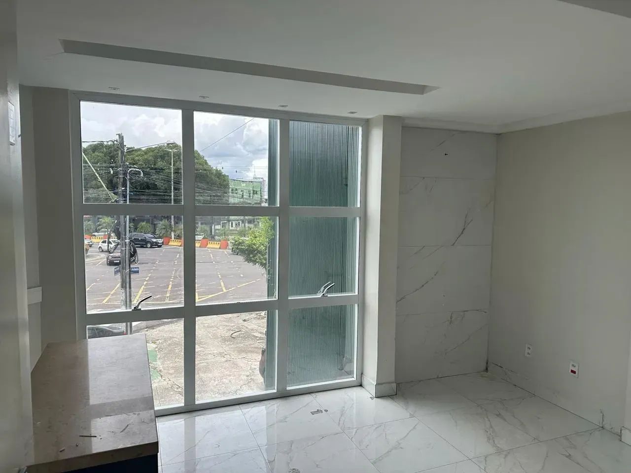 Centro / Prédio Comercial / 9 8 2 2 3 8 9 7 3 - Foto 4