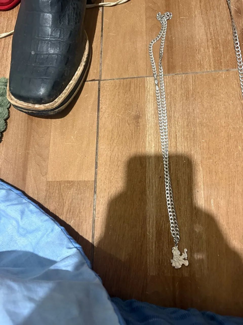 vendo prata 8mm pescoço,8mm pulso,6mm pescoço e pingente tio patinhas  - Foto 3