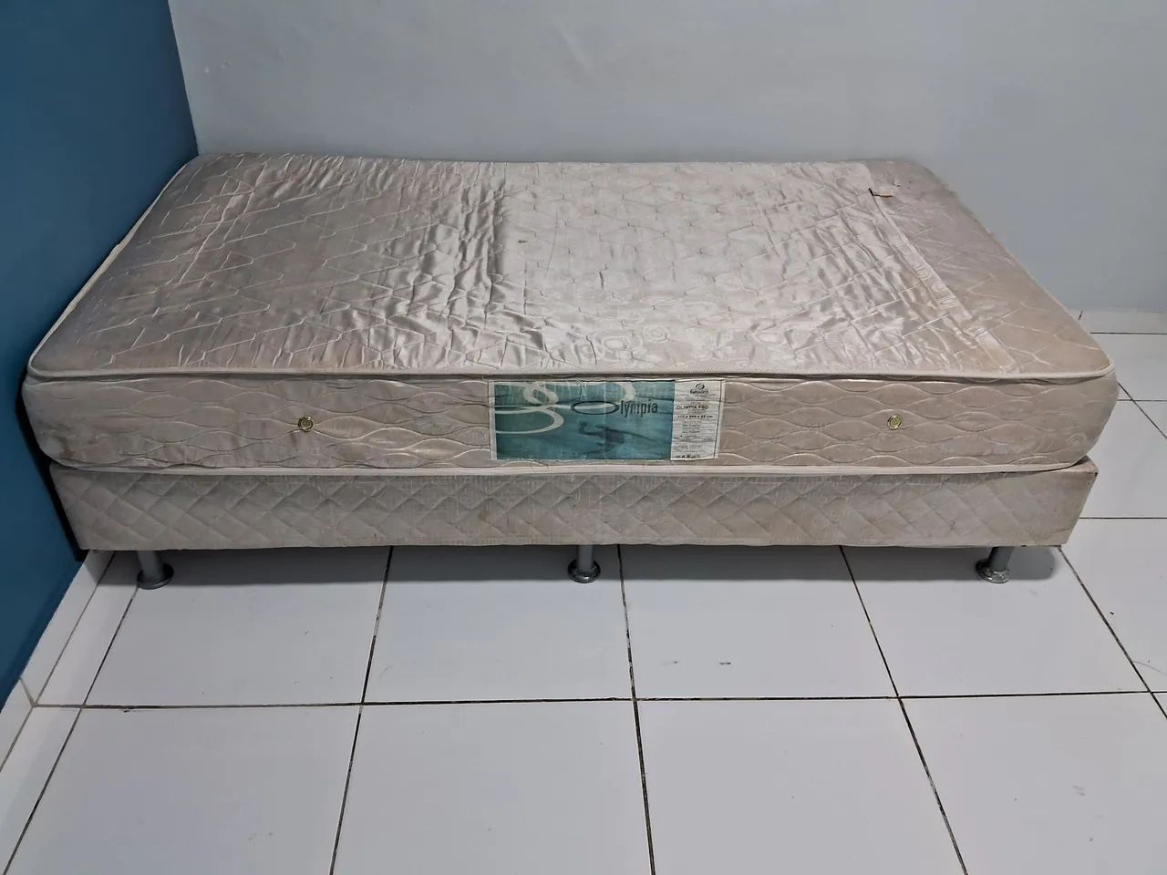 Cama Box Solteirão Usada em Bom Estado-R$-450 - Foto 3