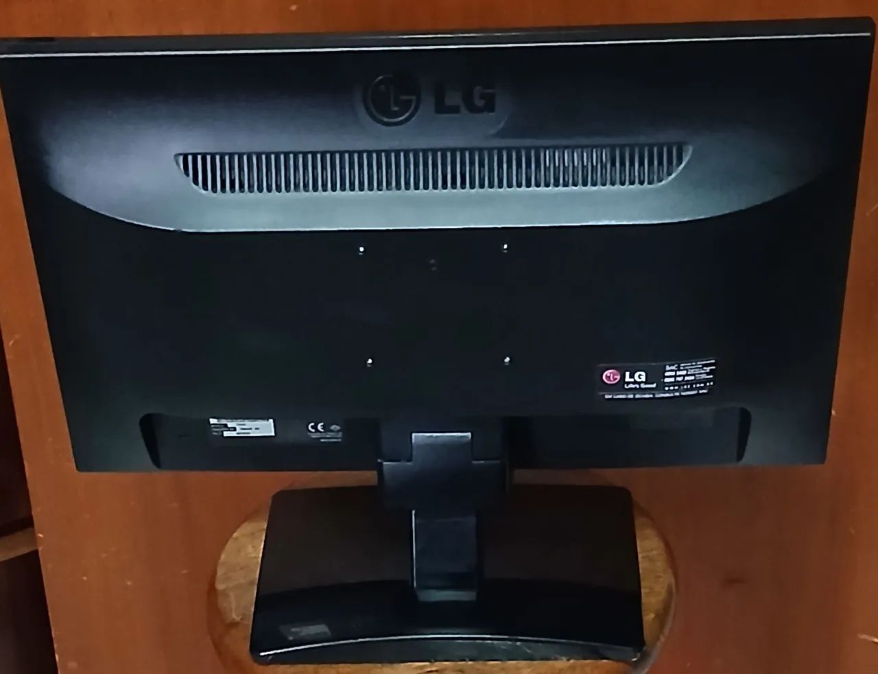 Monitor LG Flatron 19 polegadas  - Foto 3