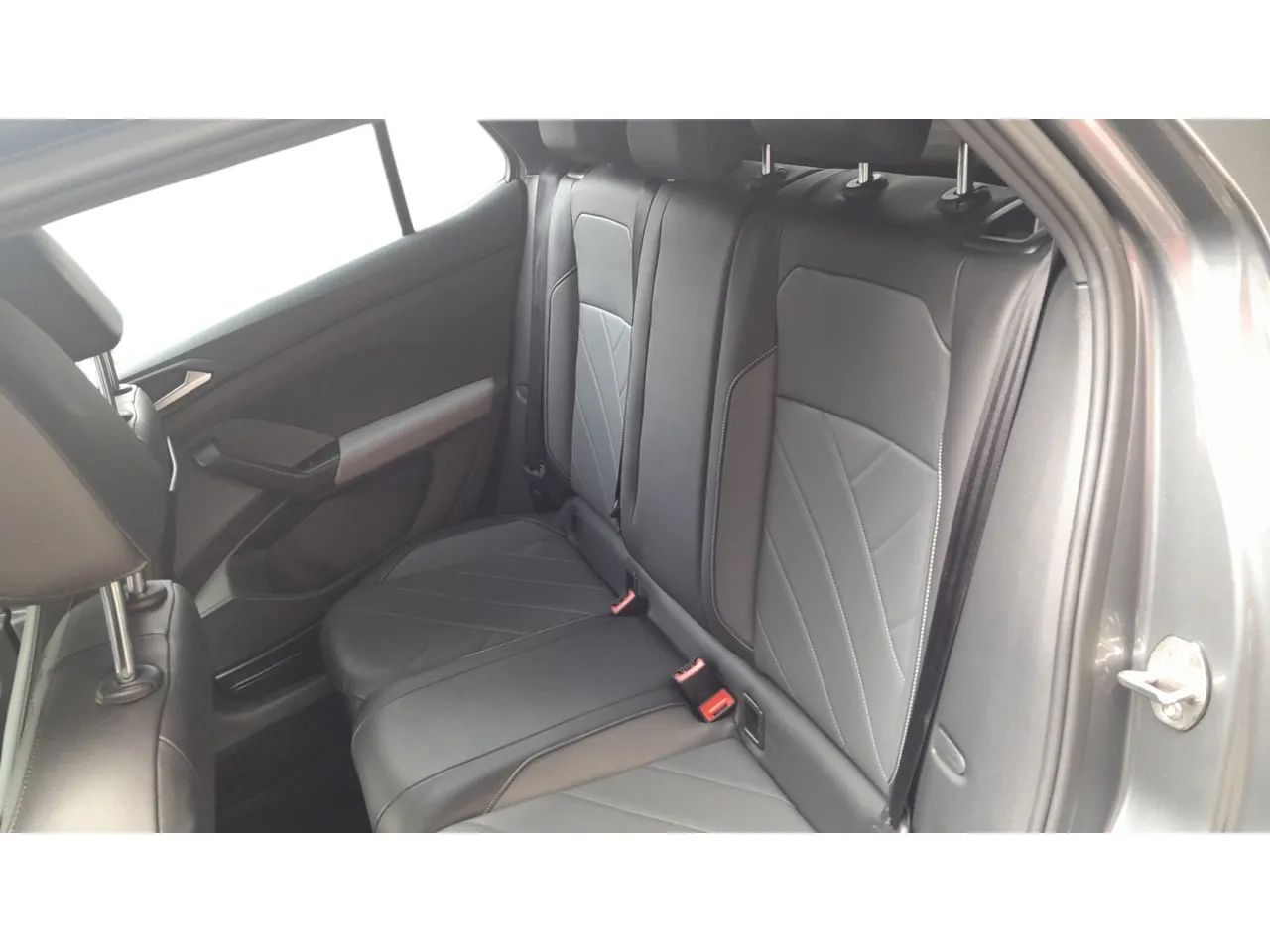Volkswagen T-Cross Comfortline 1.0 TSI Flex 5P Aut., foto 9 de 16