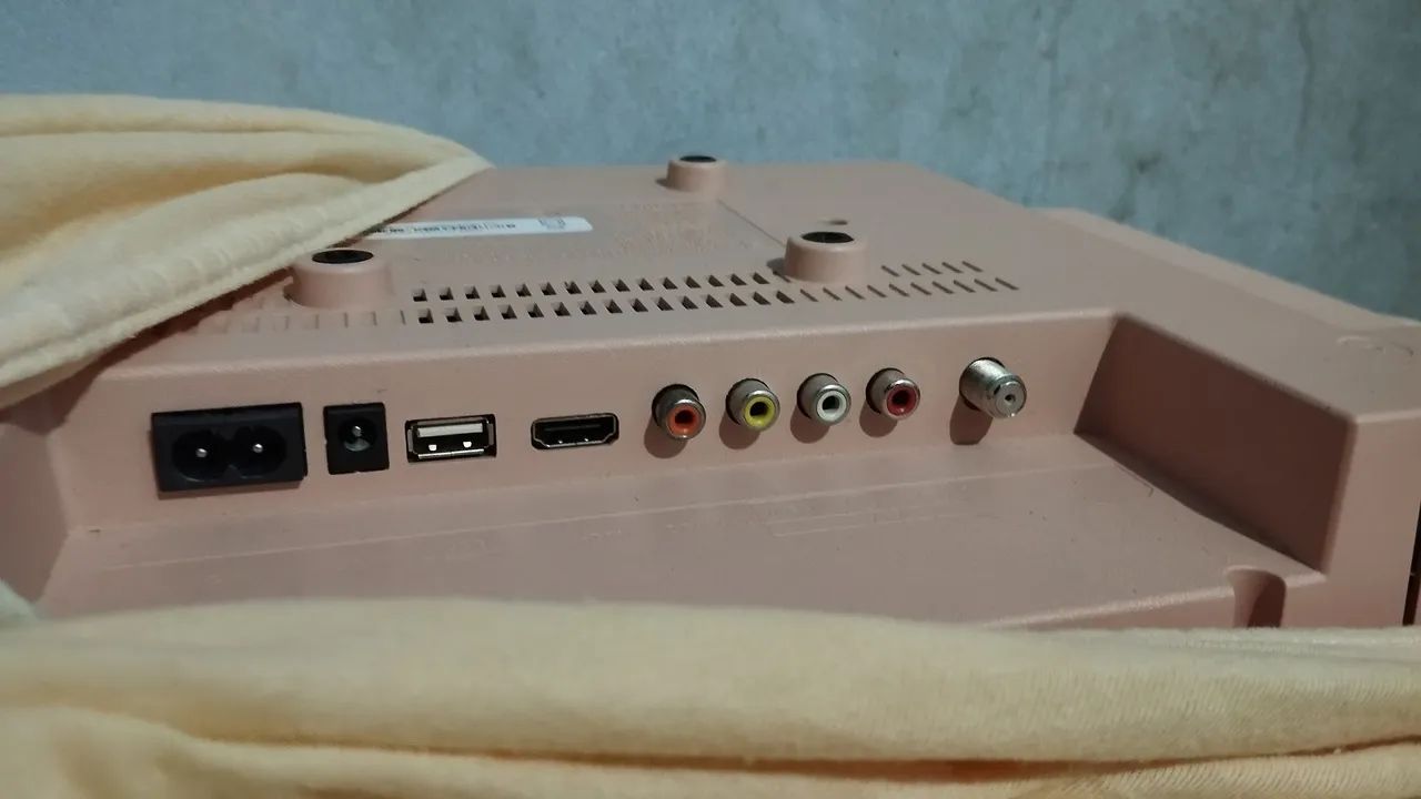 TV LED 24 polegadas  - Foto 2