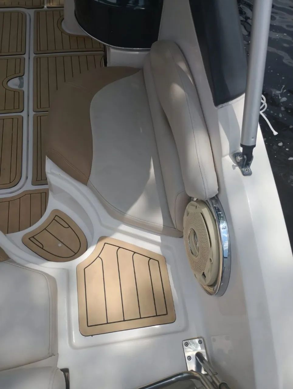 Rinker 215 150HP 2013 - Foto 5