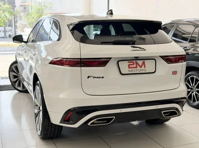 Jaguar F-Pace 3.0 R-Dyn.SE AWD 340cv (Híbrido), foto 16 de 19